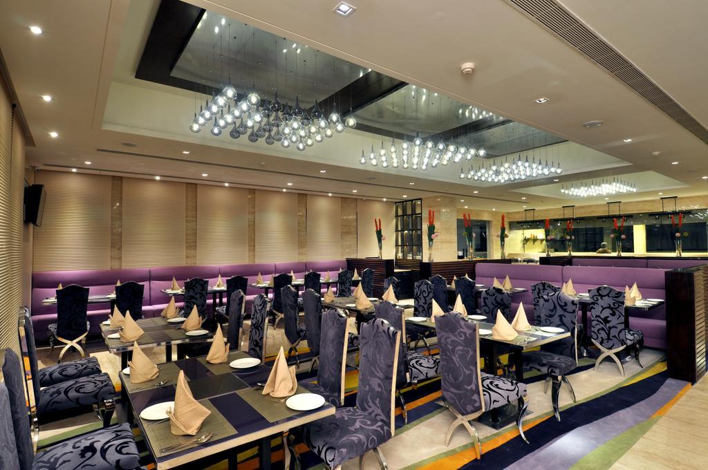 פנצ'קולה The Cove Hotel מראה חיצוני תמונה
