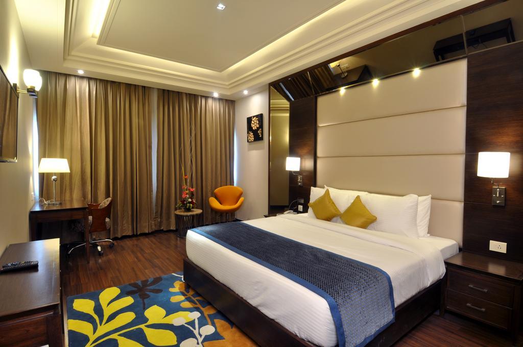 פנצ'קולה The Cove Hotel חדר תמונה