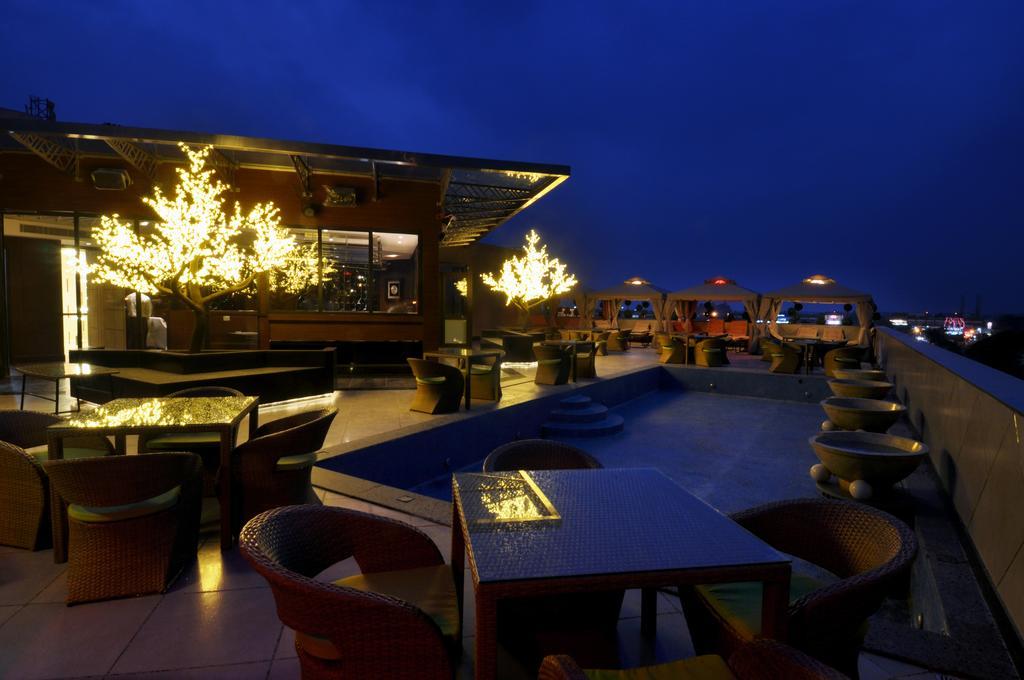 פנצ'קולה The Cove Hotel מראה חיצוני תמונה