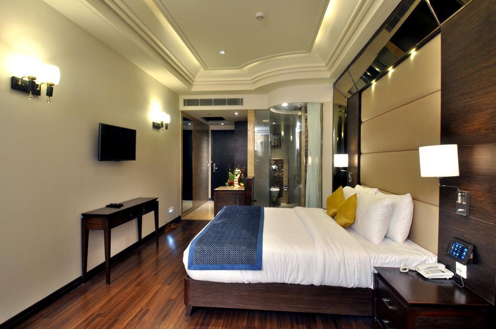 פנצ'קולה The Cove Hotel מראה חיצוני תמונה