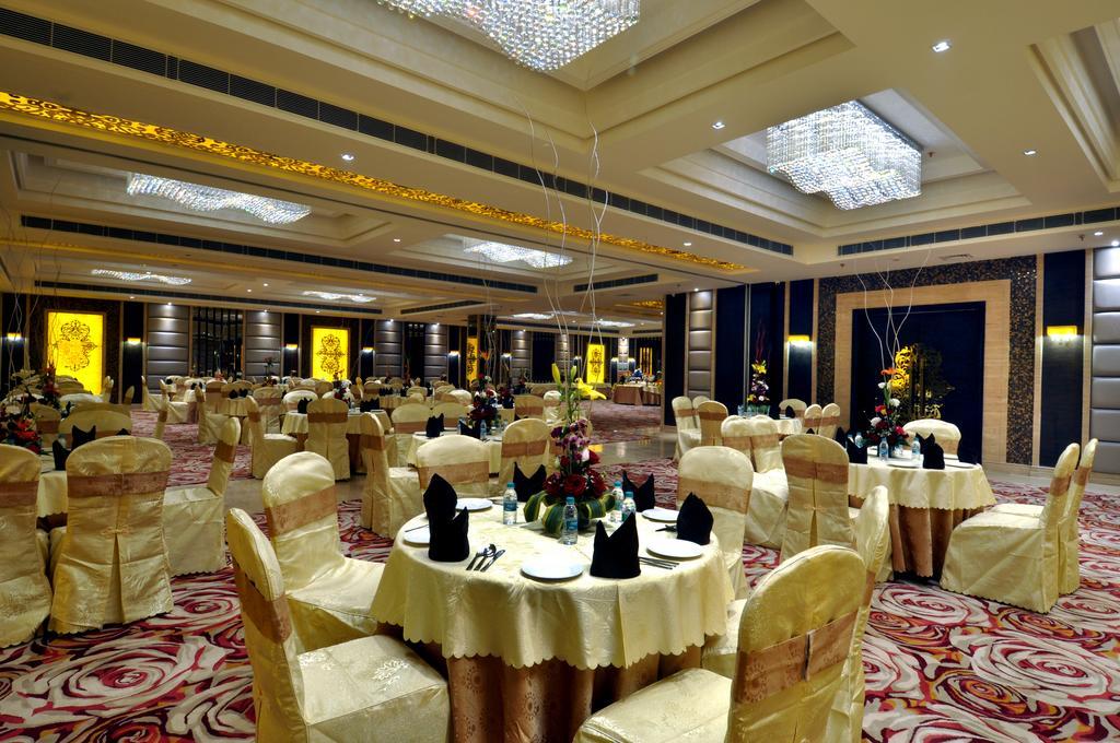 פנצ'קולה The Cove Hotel מראה חיצוני תמונה